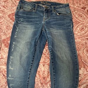 “Be your own kind of beautiful” jeans